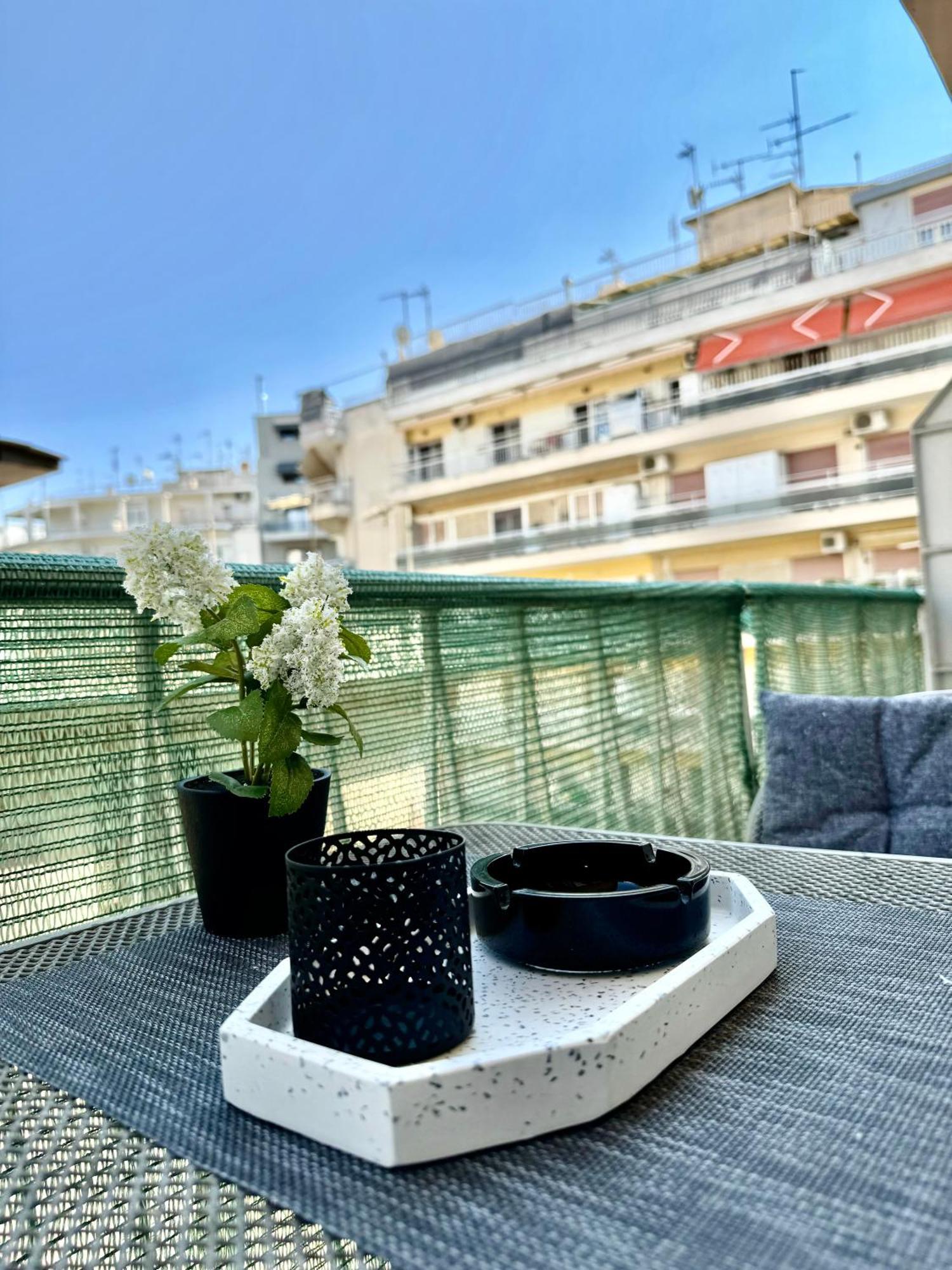 Apartamento Cyriacus Flat In The Heart Of Tesalónica Exterior foto